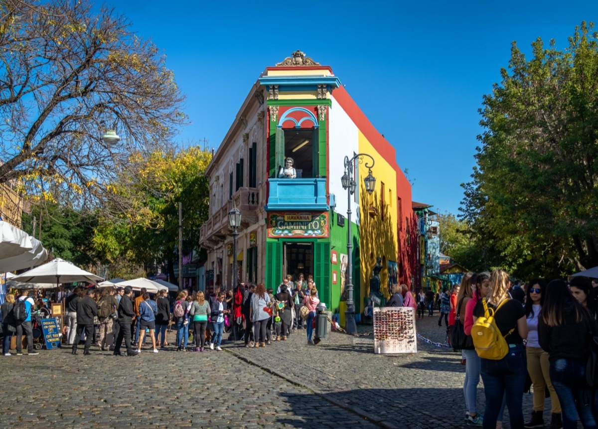 caminito street in buenos aires