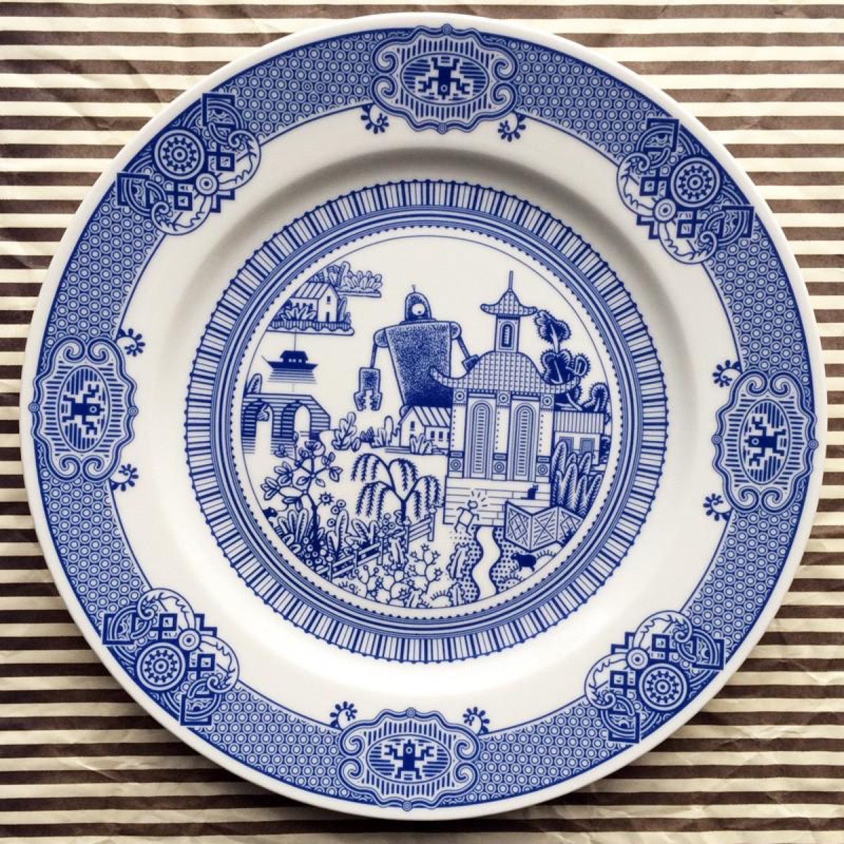 Porcelain plate with robot 