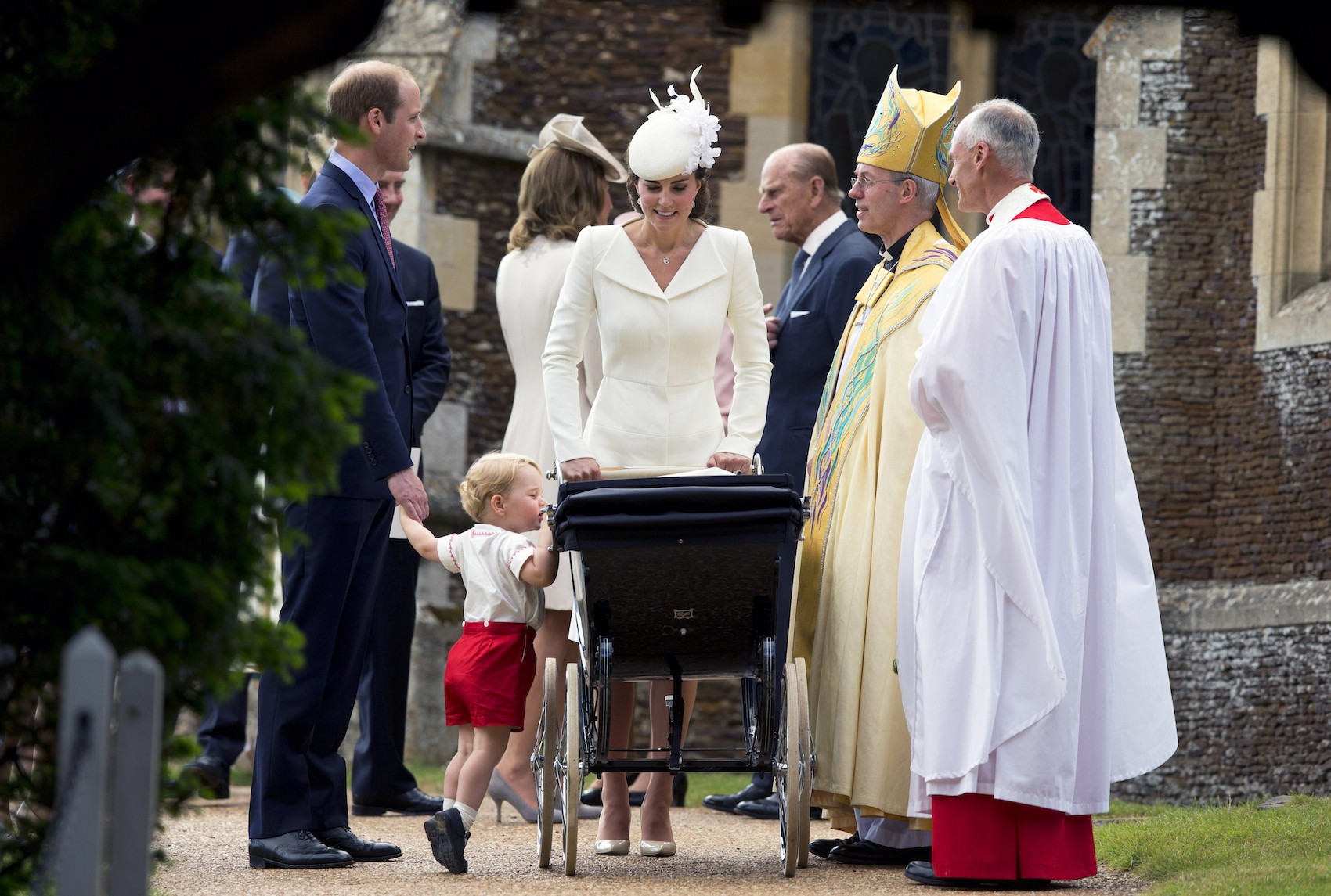 Prince George and Princess Charlotte - Perfect Portraits of Royal Babies 3