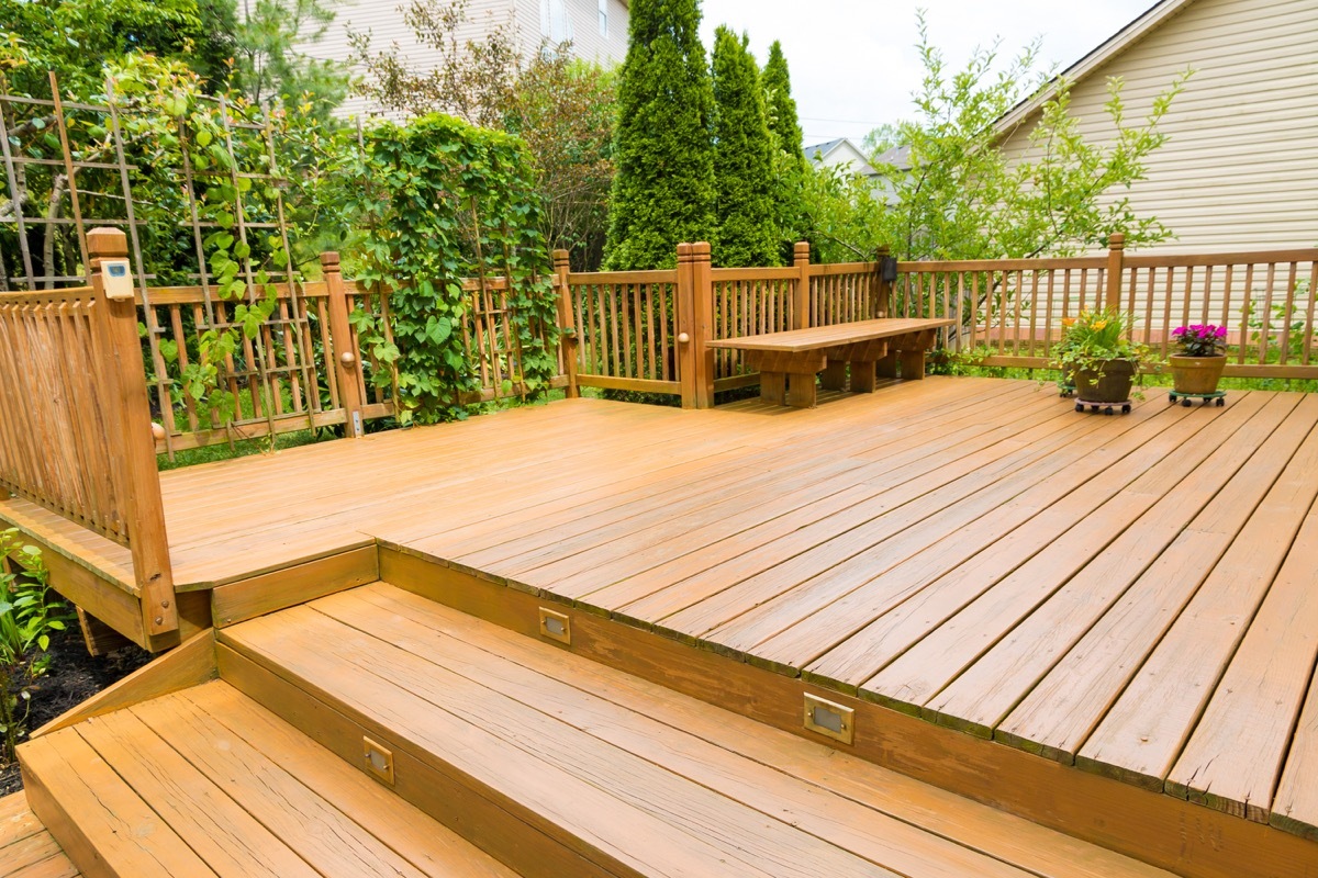 Deck behing a home