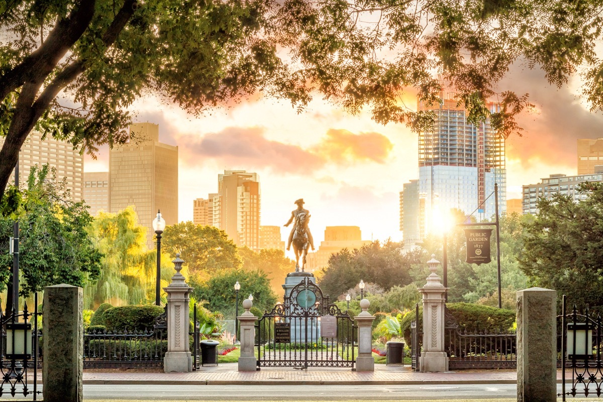 public garden boston, massachusetts