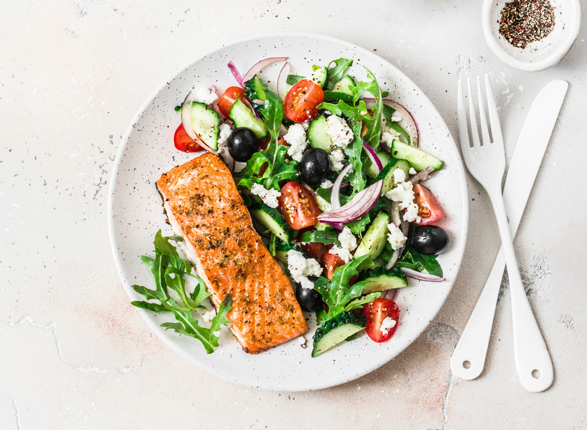 mediterranean salmon salad