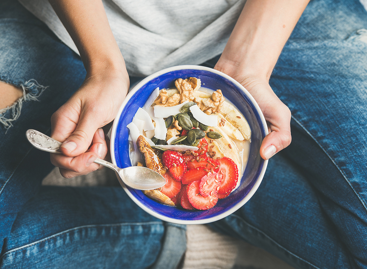 healthy breakfast bowl