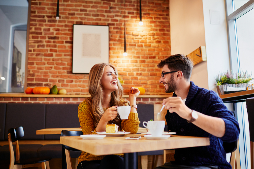 Coffee Date - what men find attractive in women