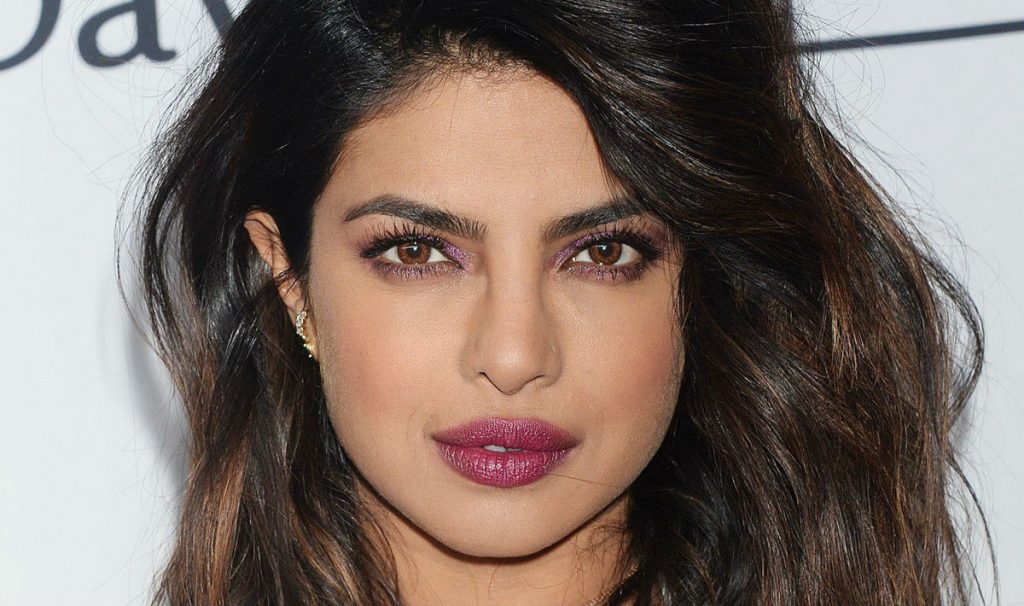 Priyanka Chopra | 10 Actresses with the Most Beautiful Eyes | Her Beauty