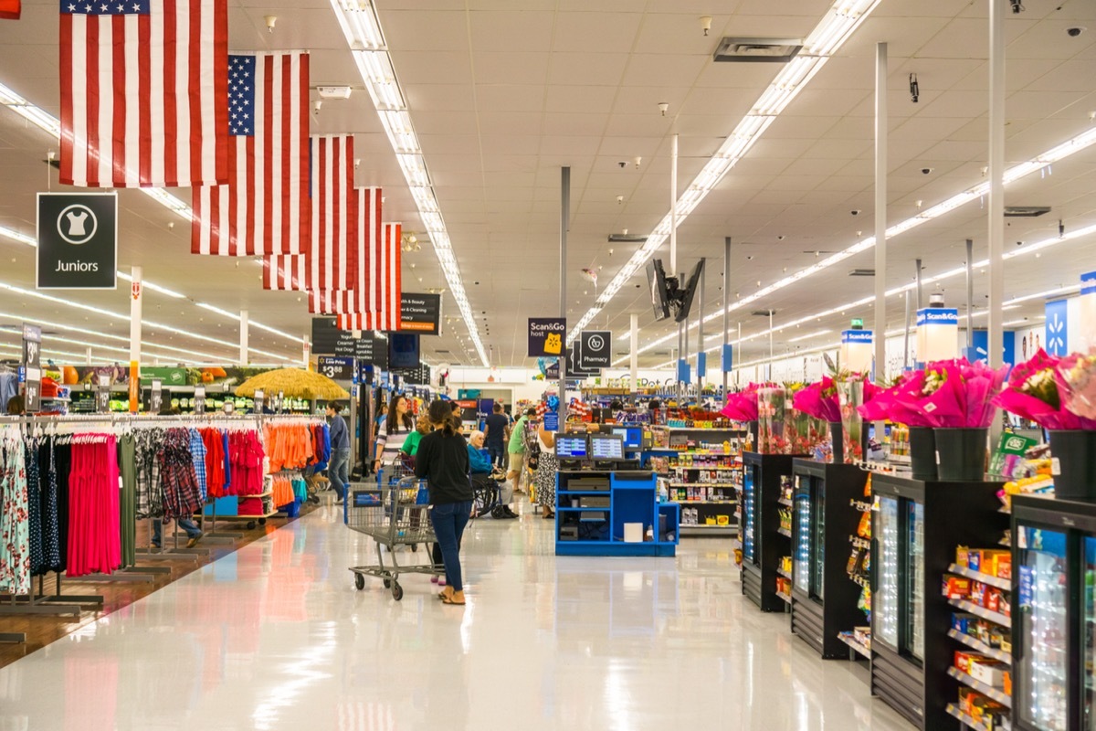 walmart shoppers