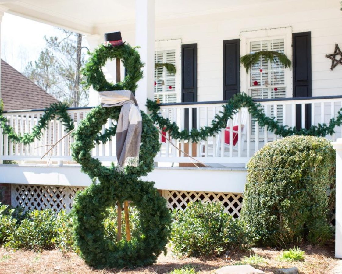 Evergreen wreath snowman diy christmas decorations