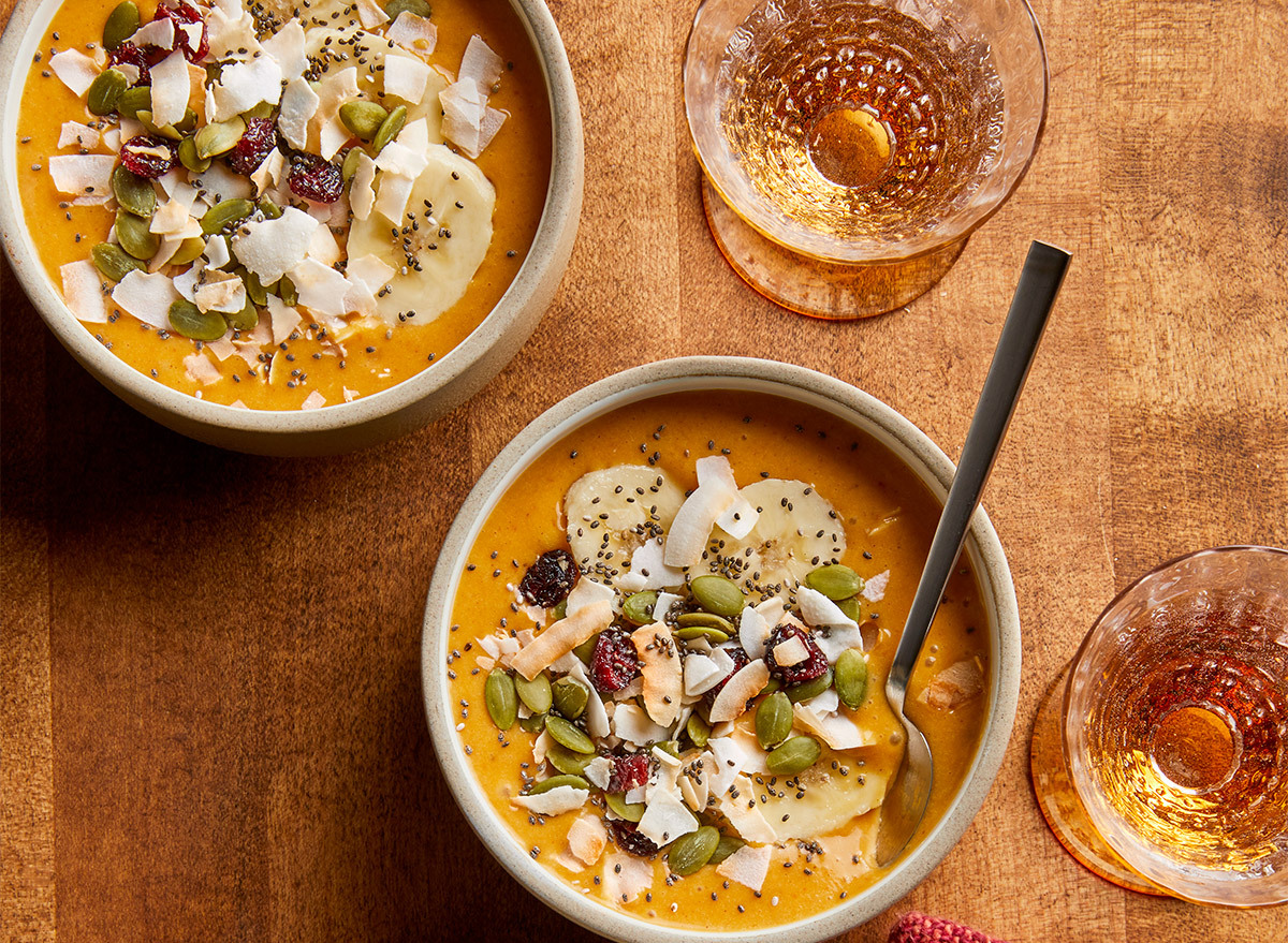 cocnut pumpkin smoothie bowls