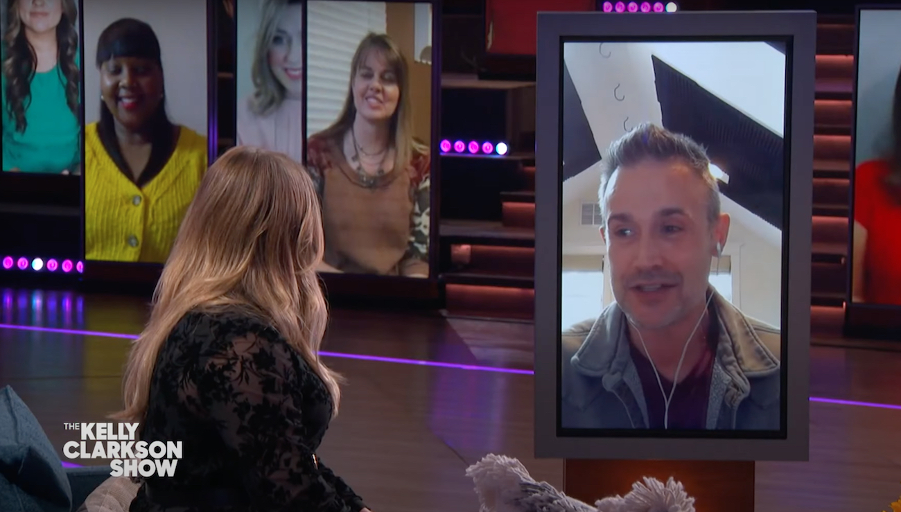 Freddie Prinze Jr and Kelly Clarkson on The Kelly Clarkson Show