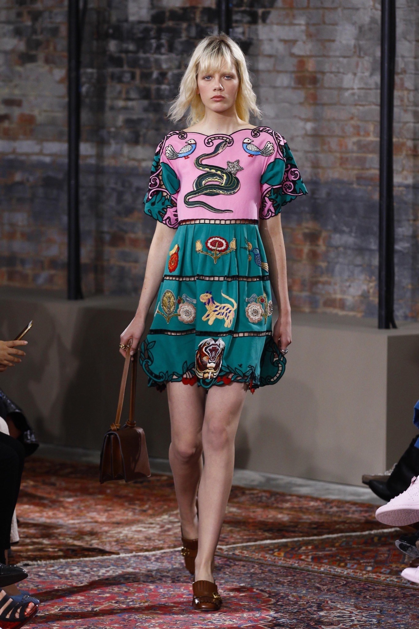 best-looks-of-the-gucci-cruise-collection-2016-15