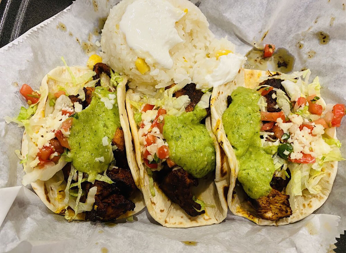 chicken tacos with guacamole