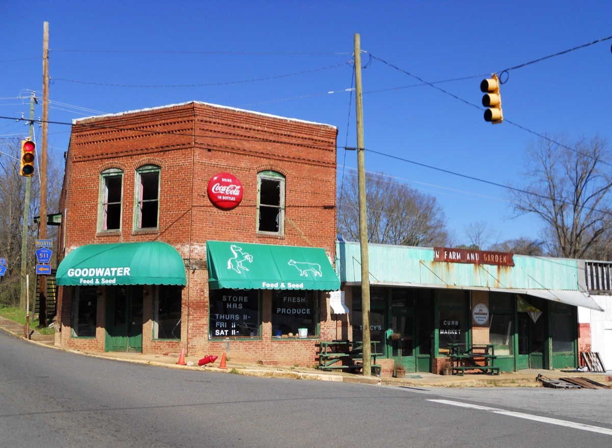 photo of store in Goodwater, Alabama, one of the most boring towns in America