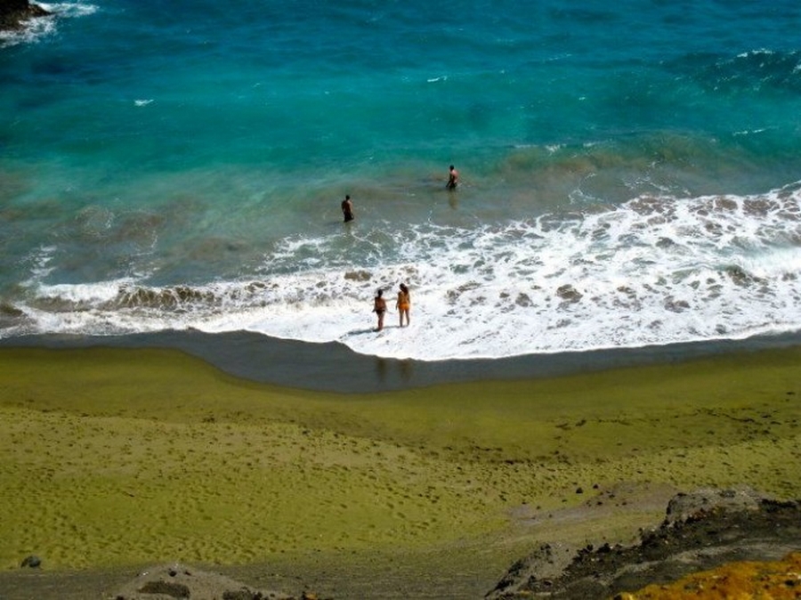 11.  Kourou Beach, Hawaii 1