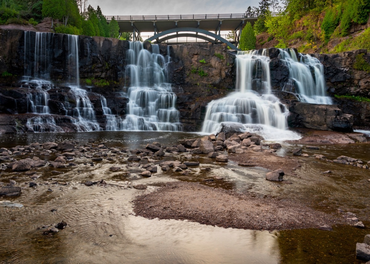 gooseberry falls minnesota state natural wonders