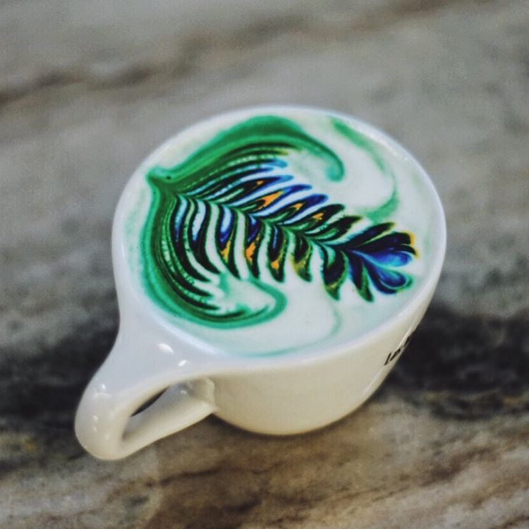 rainbow-coffee-is-the-new-hypnotizing-trend-in-barista-art-you-have-to-get-your-hands-on-05