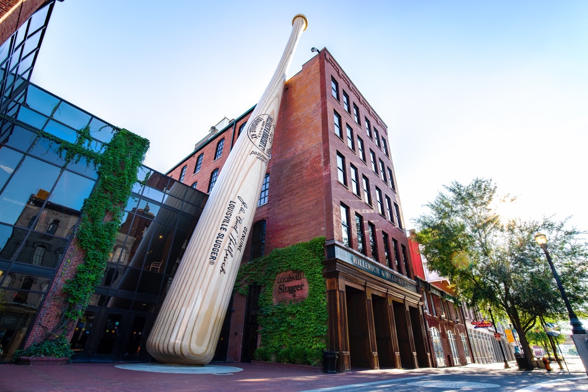 louisville slugger museum kentucky, iconic state photos