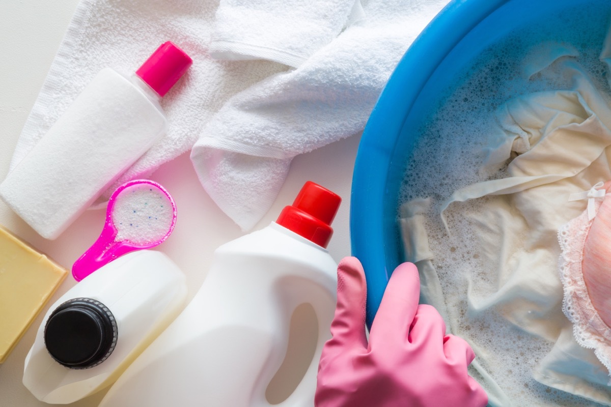 tub of bleach cleaner