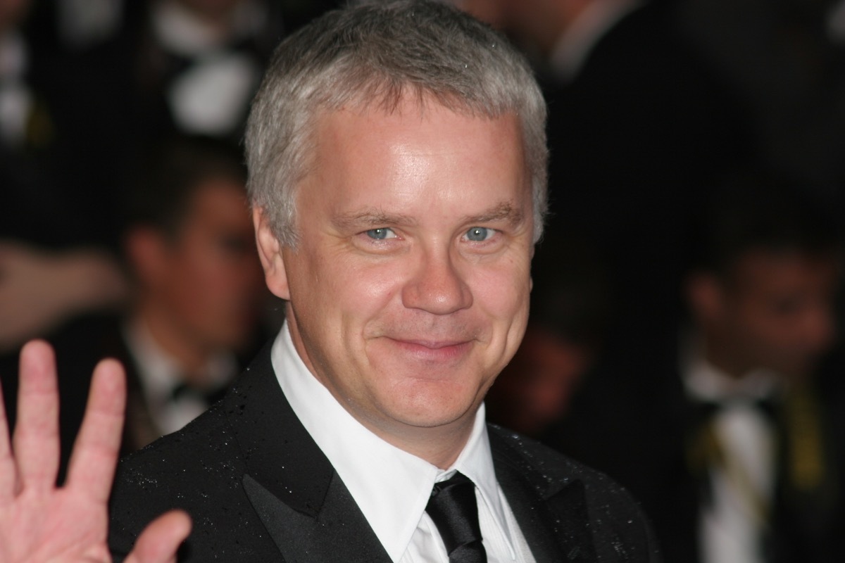 tim robbins on a red carpet