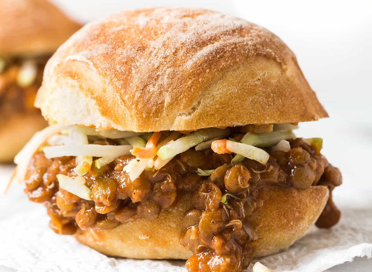 lentil sloppy joe sandwich