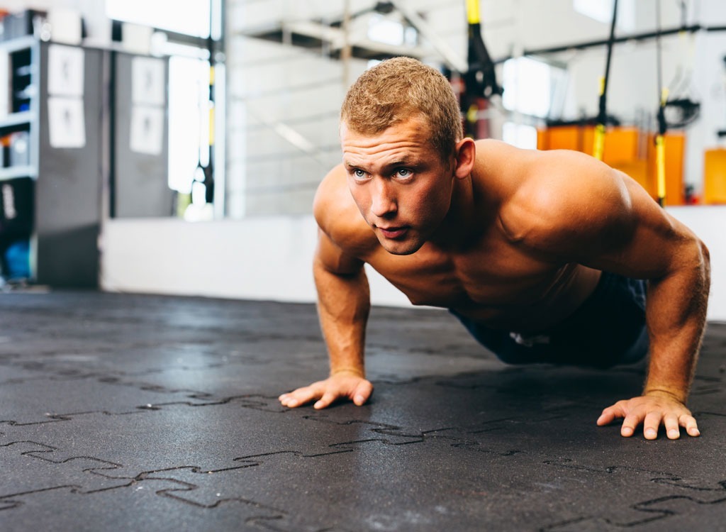 Man workout doing pushups